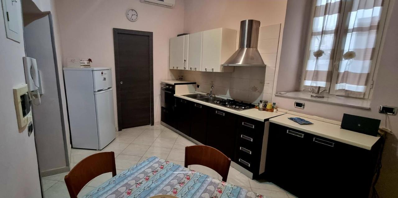 شقة Casa Di Maggio - Centro Storico Napoli المظهر الخارجي الصورة